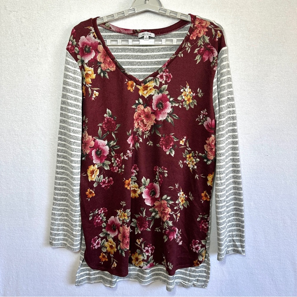 White Birch V Neck Top L Burgundy Wine Floral Striped Block Long Sleeve Soft